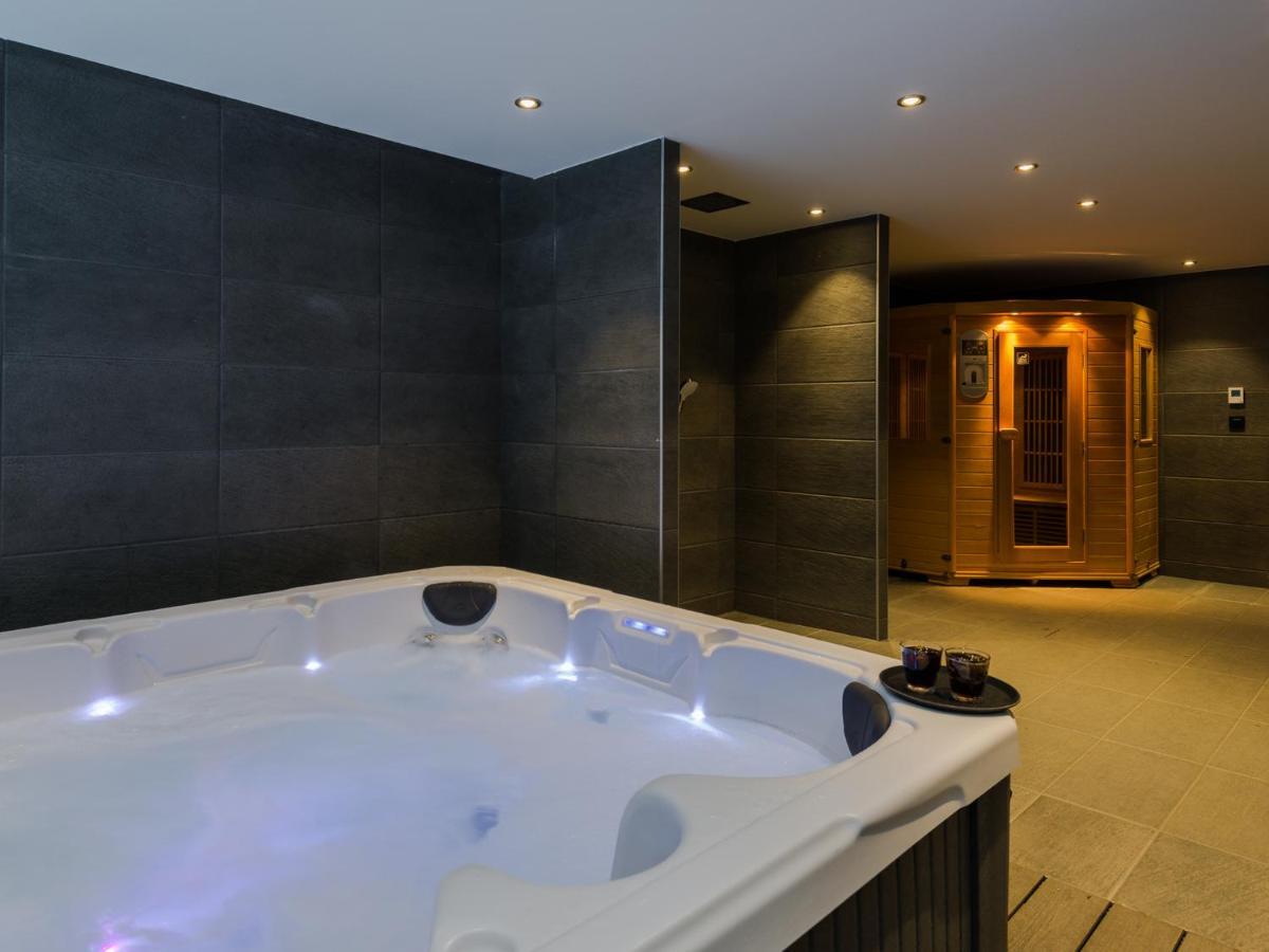 Hotel Victoria Lodge By Skinetworks Val-dʼIsère Buitenkant foto